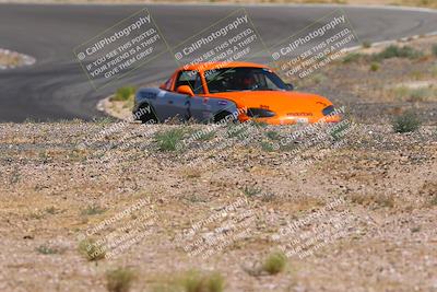 media/Jun-01-2025-CalClub SCCA (Sun) [[eae223c5dd]]/Group 5/Qualifying/